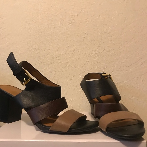 Black Brown and Tan heel sandals - Picture 1 of 5